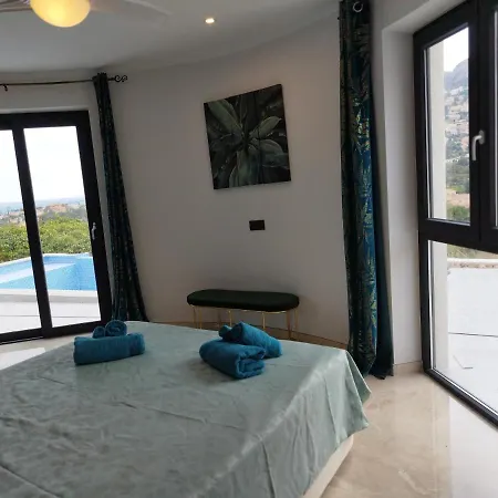Villa Modern Luxury Paradise
