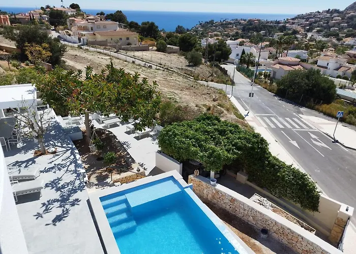 Modern Luxury Paradise Villa *